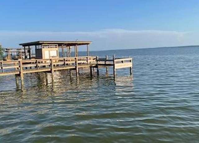 Property at 177 Nugent Dr, Livingston, TX 77351, 3 beds, 1 bath