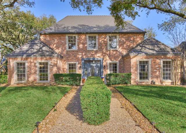 Property at 703 Crossroads Dr, Houston, TX 77079, 4 beds, 4 baths