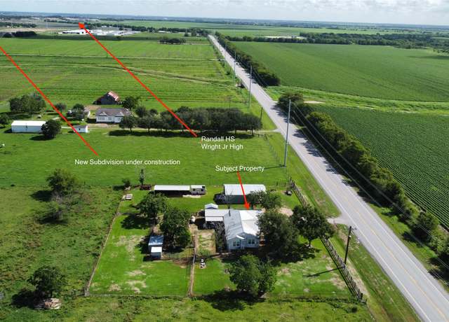 Property at 6210 Fm 2977, Richmond, TX 77469, 3 beds, 2 baths