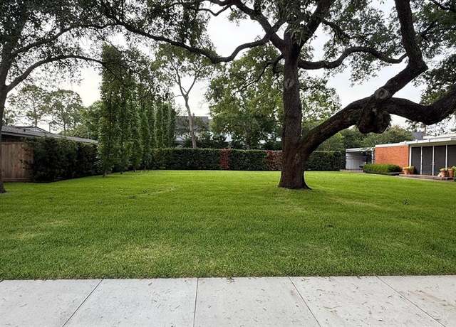 Property at 5150 Jackwood St, Houston, TX 77096