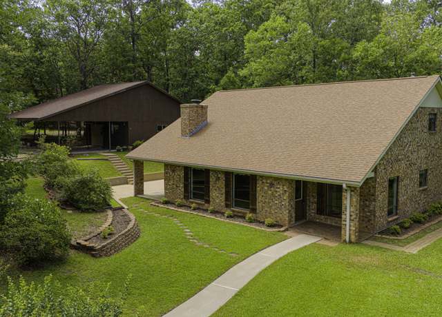 Property at 144 L K Walker, Livingston, TX 77351, 3 beds, 2.5 baths