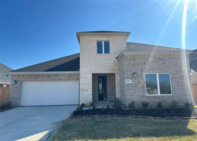 Property at 2929 Palm Branch Dr, Texas City, TX 77568, 4 beds, 3.5 baths
