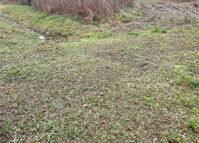 Property at 703 Little Doe Dr, Crosby, TX 77532
