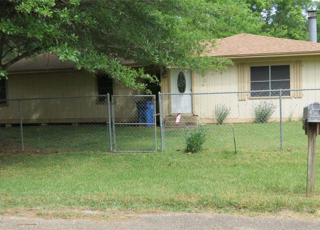 Property at 380 Keeland Dr, New Waverly, TX 77358, 4 beds, 2 baths