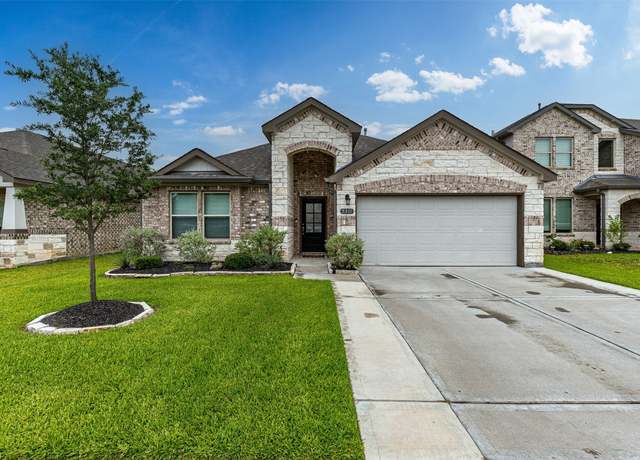Property at 5311 Latigo Ct, Alvin, TX 77511, 3 beds, 2 baths