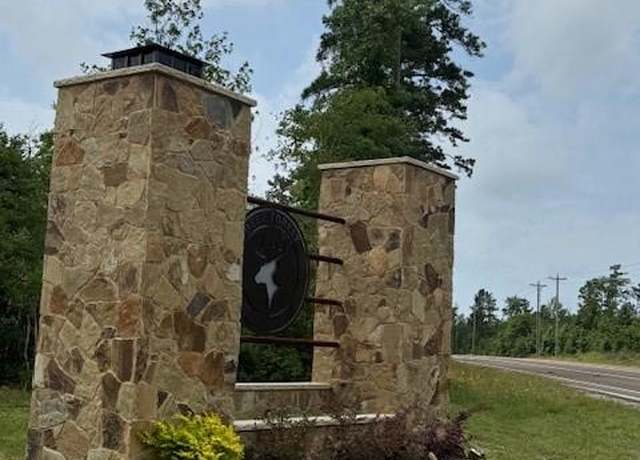 Property at 340 Iron Horse Rd, Willis, TX 77378