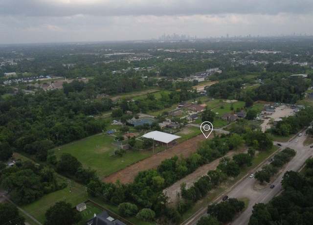 Property at 3406 De Soto St, Houston, TX 77091