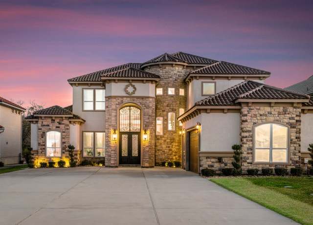Property at 11537 Renaissance Dr, Montgomery, TX 77356, 6 beds, 5.5 baths