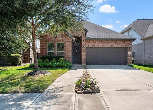 Property at 10826 Texas Rose Dr, Missouri City, TX 77459, 3 beds, 2.5 baths