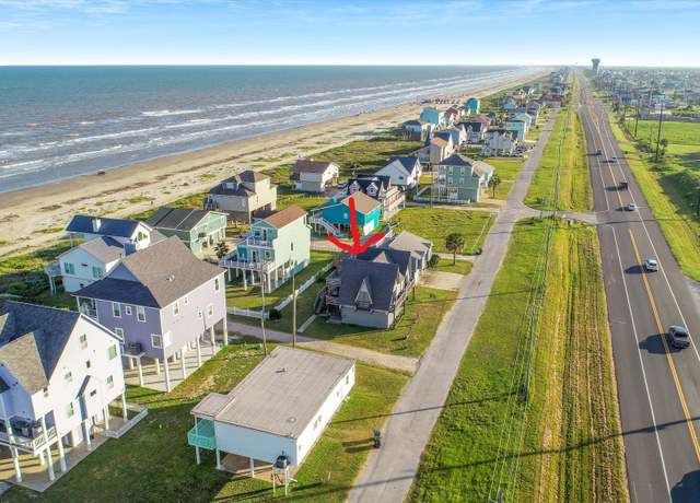 Property at 21231 Gulf Dr, Galveston, TX 77554, 3 beds, 2 baths