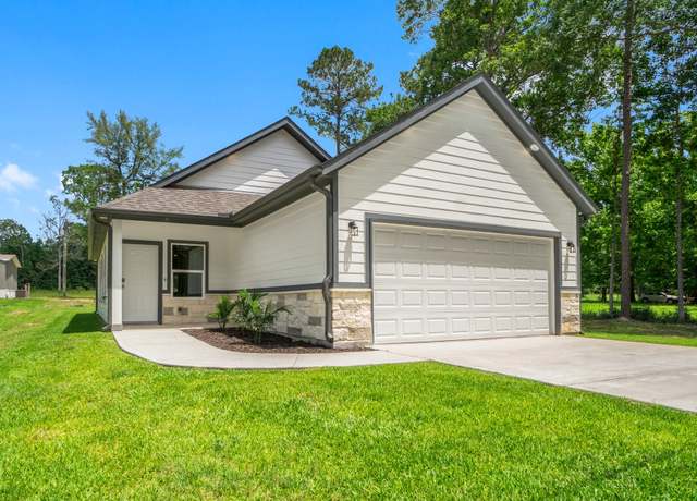 Property at 912 Sunny Dr, Livingston, TX 77351, 3 beds, 2 baths