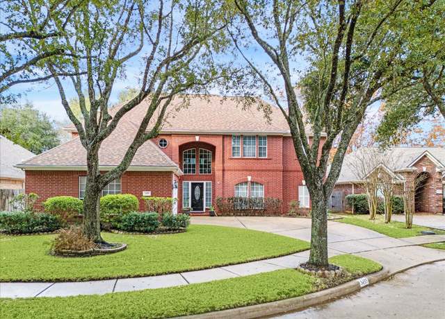 Property at 3455 Summer Bay Dr, Sugar Land, TX 77478, 5 beds, 3.5 baths