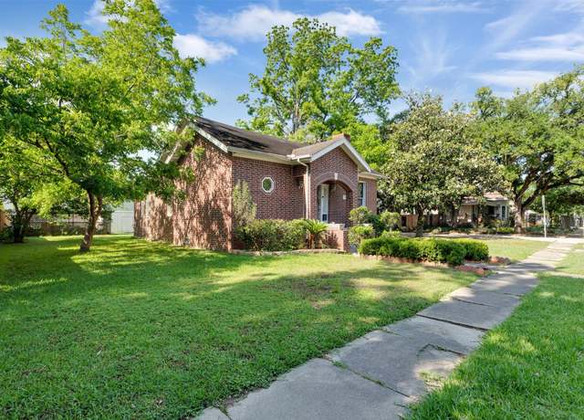 Property at 728 Euclid St, Houston, TX 77009