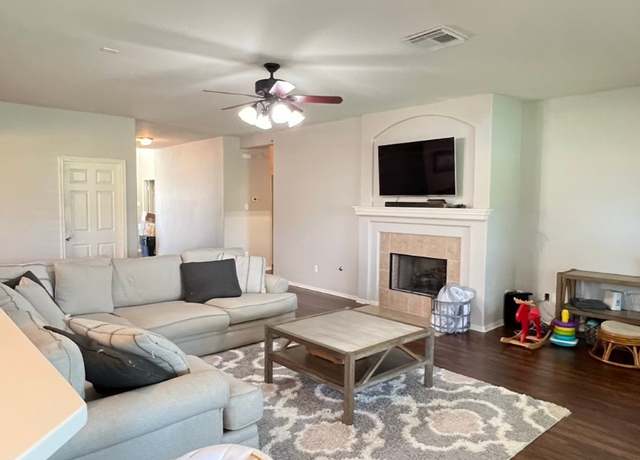 Property at 20326 Linshire Dr, Spring, TX 77388, 3 beds, 2 baths