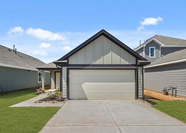 Property at 13773 Sunshine Peak Dr, Willis, TX 77318, 4 beds, 2 baths
