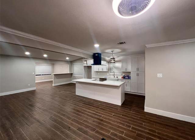 Property at 550 Slumberwood Dr, Houston, TX 77013, 3 beds, 2 baths