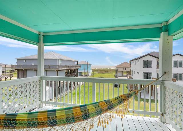 Property at 108 Ocean View Dr, Crystal Beach, TX 77650, 3 beds, 2 baths