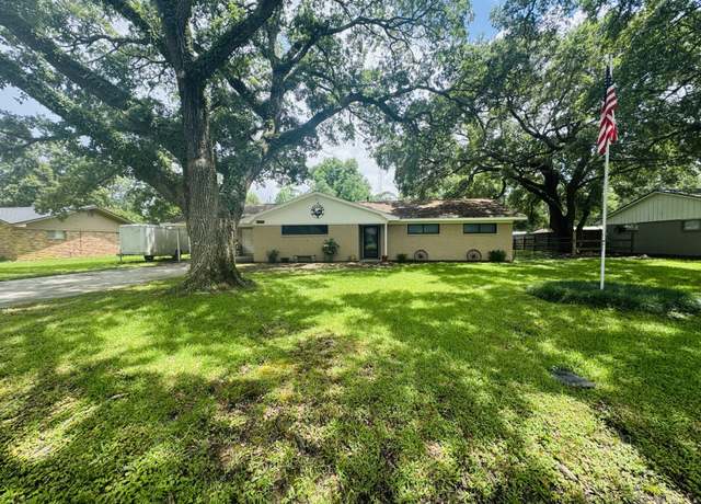 Property at 4012 Hillcrest St, Liberty, TX 77575, 3 beds, 2 baths
