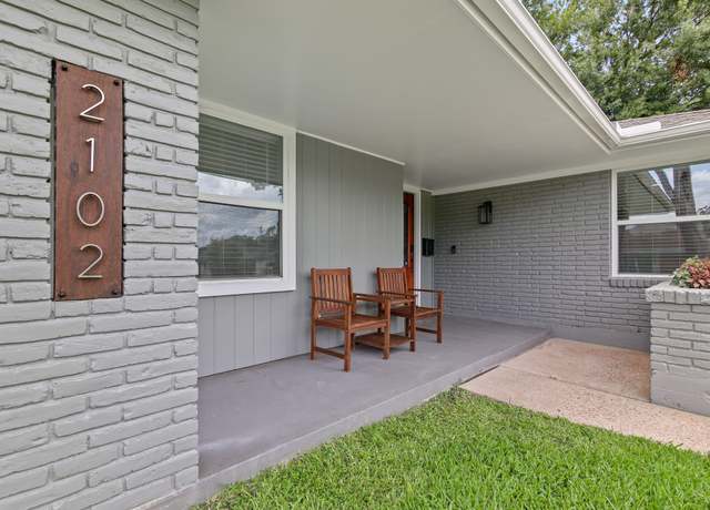 Property at 2102 Lazybrook Dr, Houston, TX 77008, 3 beds, 2 baths