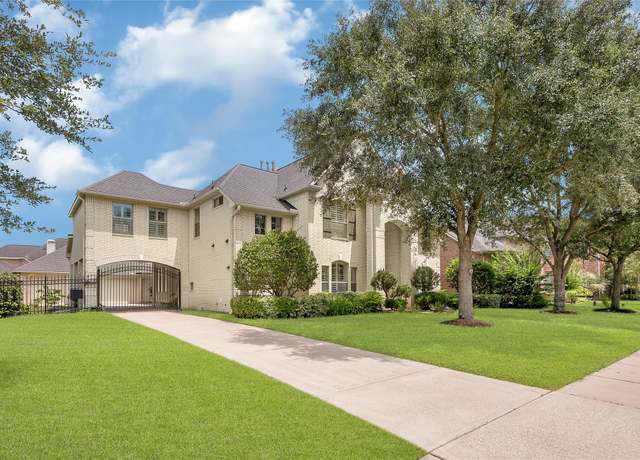 Property at 5531 Grandwood Ln, Katy, TX 77450, 4 beds, 3.5 baths