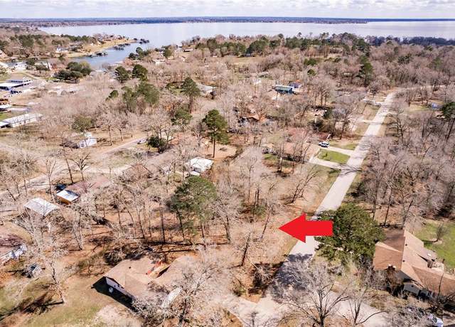 Property at 383 Autumn Ln, Livingston, TX 77351