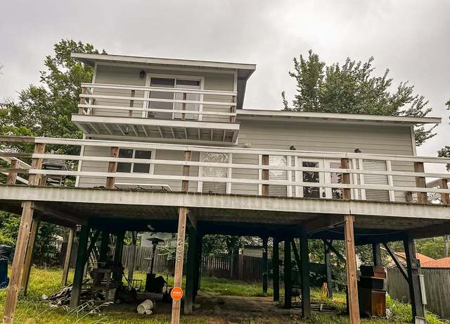 Property at 239 Cove Vw, Trinity, TX 75862, 3 beds, 2 baths