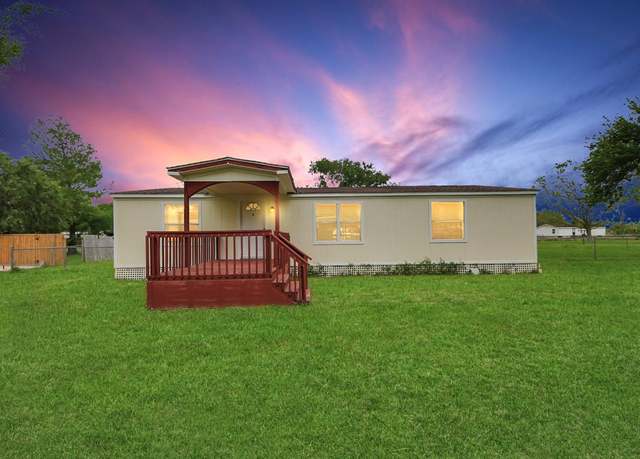 Property at 16711 W Sandy Meadows Dr, Rosharon, TX 77583, 3 beds, 2 baths