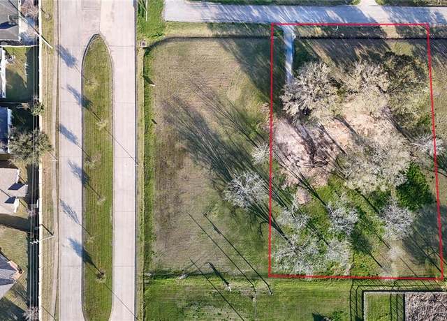 Property at 606 Sycamore Rd, Richmond, TX 77469