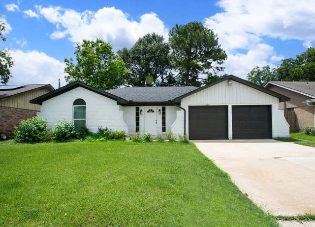 Property at 11423 Hazen St, Houston, TX 77072, 3 beds, 2 baths