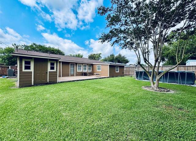 Property at 2413 Kingsdale Dr, Deer Park, TX 77536, 3 beds, 2 baths