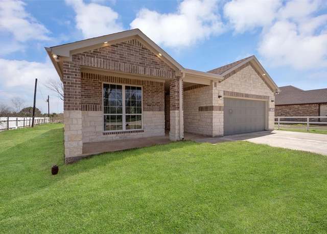 Property at 248 Alleda, Prairie View, TX 77484, 3 beds, 2.5 baths