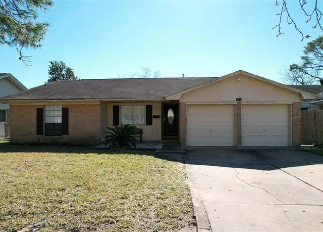 Property at 9750 Ebb St, Houston, TX 77089, 4 beds, 2 baths