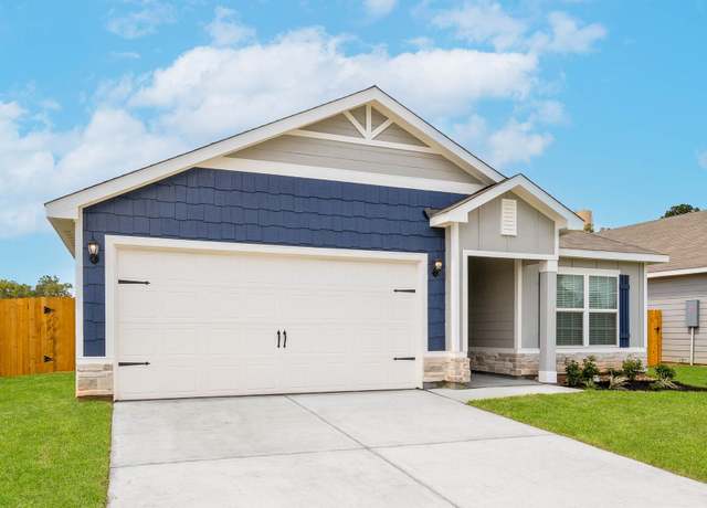 Property at 300 Kingston Way, Waller, TX 77484, 3 beds, 2 baths