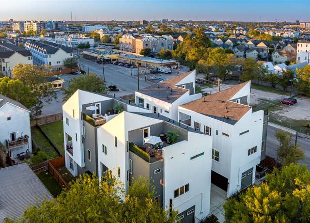 Property at 911 Thompson St, Houston, TX 77007, 3 beds, 3.5 baths