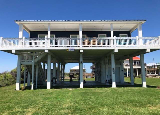 Property at 761 Bolivar Dunes Blvd, Gilchrist, TX 77617, 4 beds, 3.5 baths