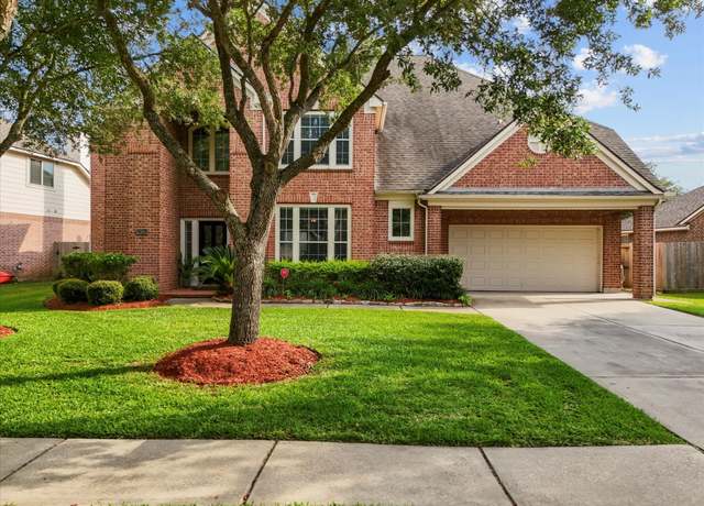 Property at 2965 Rustic Pier Ln, League City, TX 77573, 4 beds, 3.5 baths