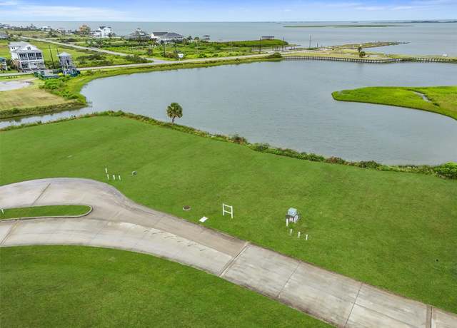 Property at 10810 Egrets Nest, Galveston, TX 77554