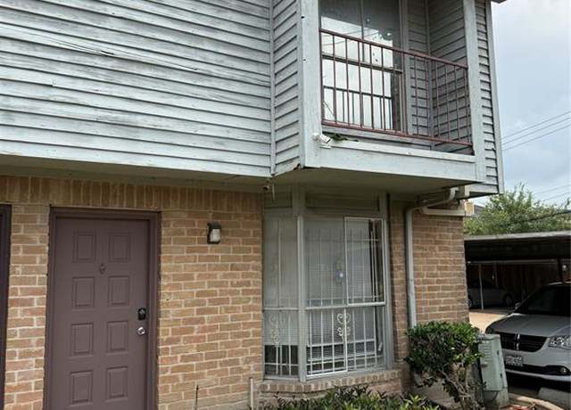 Property at 9350 Country Creek Dr #1, Houston, TX 77036, 2 beds, 2.5 baths