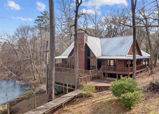 Property at 759 Spring Creek Drive Dr, Crockett, TX 75835, 3 beds, 3.5 baths
