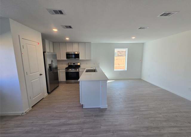 Property at 2410 Jasper Breeze Dr, Rosharon, TX 77583, 4 beds, 2.5 baths