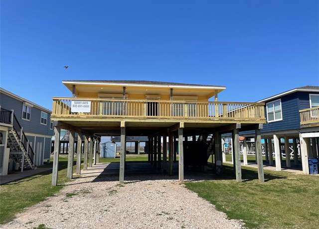 Property at 106 Coconut Rd, Surfside Beach, TX 77541, 3 beds, 2 baths