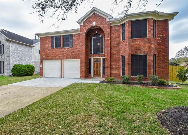 Property at 2002 Westwood Dr, Stafford, TX 77477, 4 beds, 2.5 baths