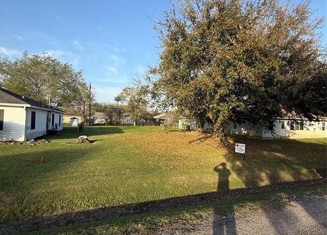 Property at 0 Oak Ave, Groves, TX 77619