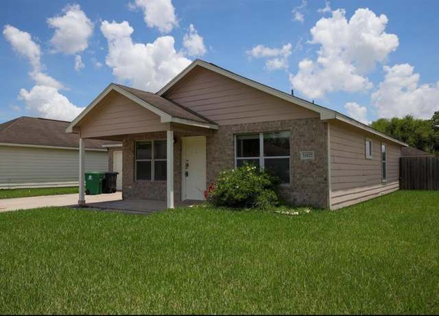 Property at 11827 Cape Hyannis Dr, Houston, TX 77048, 3 beds, 2 baths
