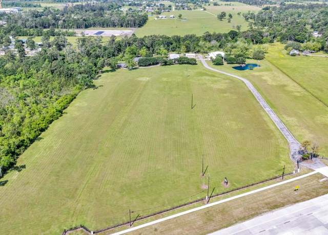 Property at 19019 Fm 2100 Rd, Crosby, TX 77532, 8 beds, 6 baths
