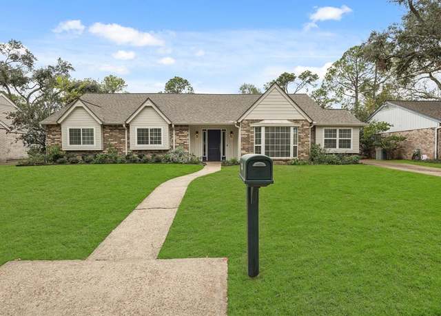 Property at 9815 Knoboak Dr, Houston, TX 77080, 3 beds, 2 baths
