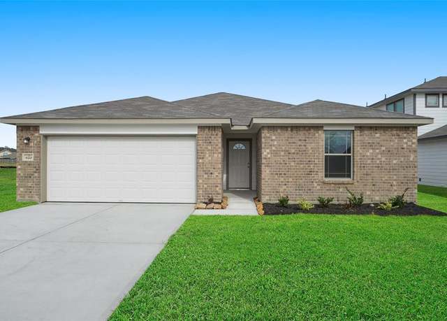 Property at 805 Clear Valley Ln, Dayton, TX 77535, 3 beds, 2 baths