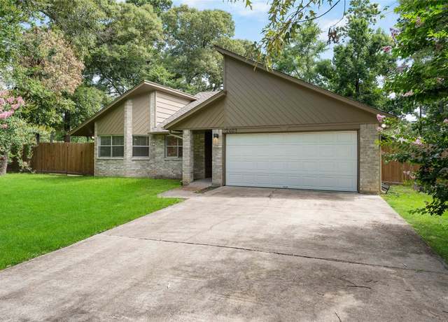 Property at 2403 Mustang Dr, Conroe, TX 77384, 3 beds, 2 baths
