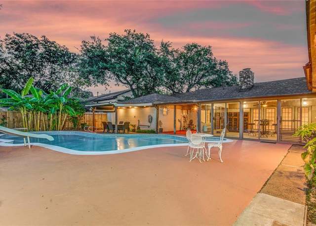 Property at 4438 Wigton Dr, Houston, TX 77096, 5 beds, 3 baths