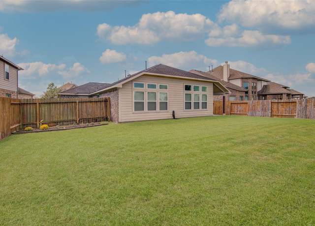 Property at 9635 Clear Diamond Dr, Rosharon, TX 77583, 3 beds, 2 baths